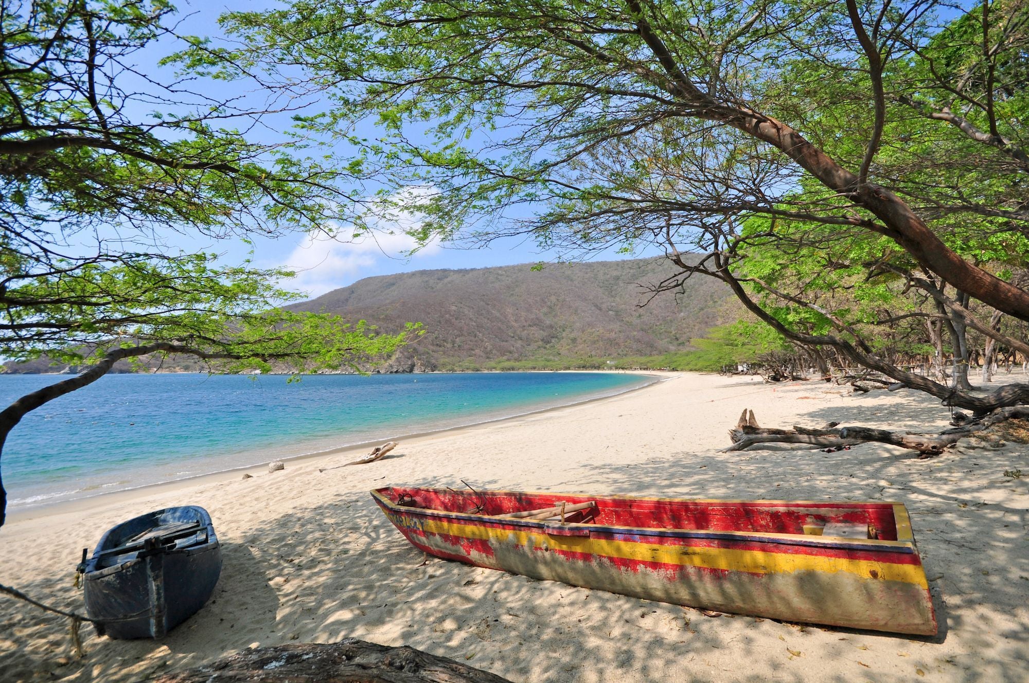 Tour a Bahía Concha desde Santa Marta: transporte, guía, almuerzo y playa en el Parque Tayrona