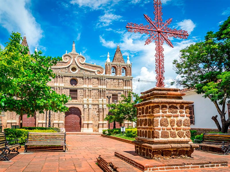 Tour a Santa Fe de Antioquia desde Medellín |cultura, historia y paisaje en un día