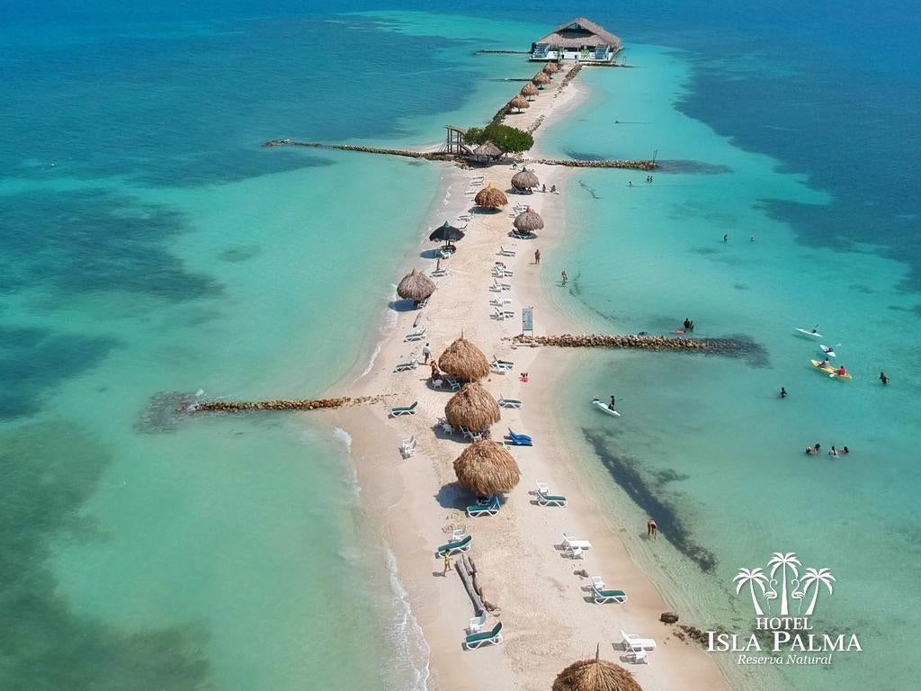 Palma Island - Nature Reserve | Experience an unforgettable day on an exclusive island in the Colombian Caribbean.