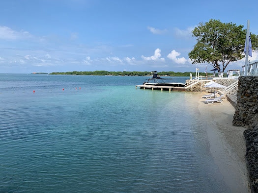 Bora Bora Club - Rosario Island | Party, sun, and fun in the most vibrant paradise in the Colombian Caribbean.
