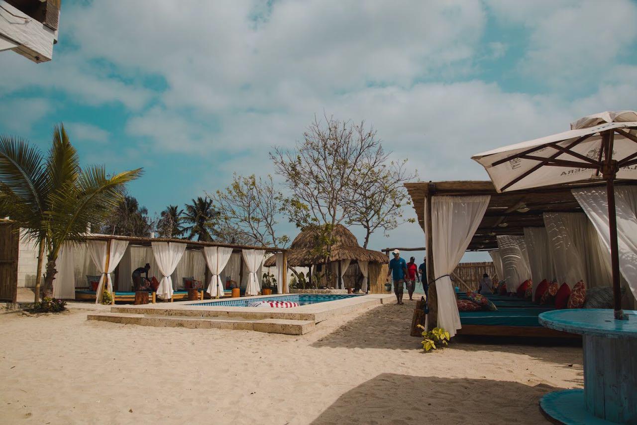 Tamarindo Beach House - Tierra Bomba Island | Beach, island flavor, and relaxation just 10 minutes from Cartagena