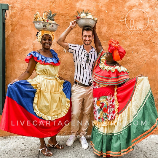 Las Palenqueras de Cartagena de Indias: Guardianas de una Tradición Colorida