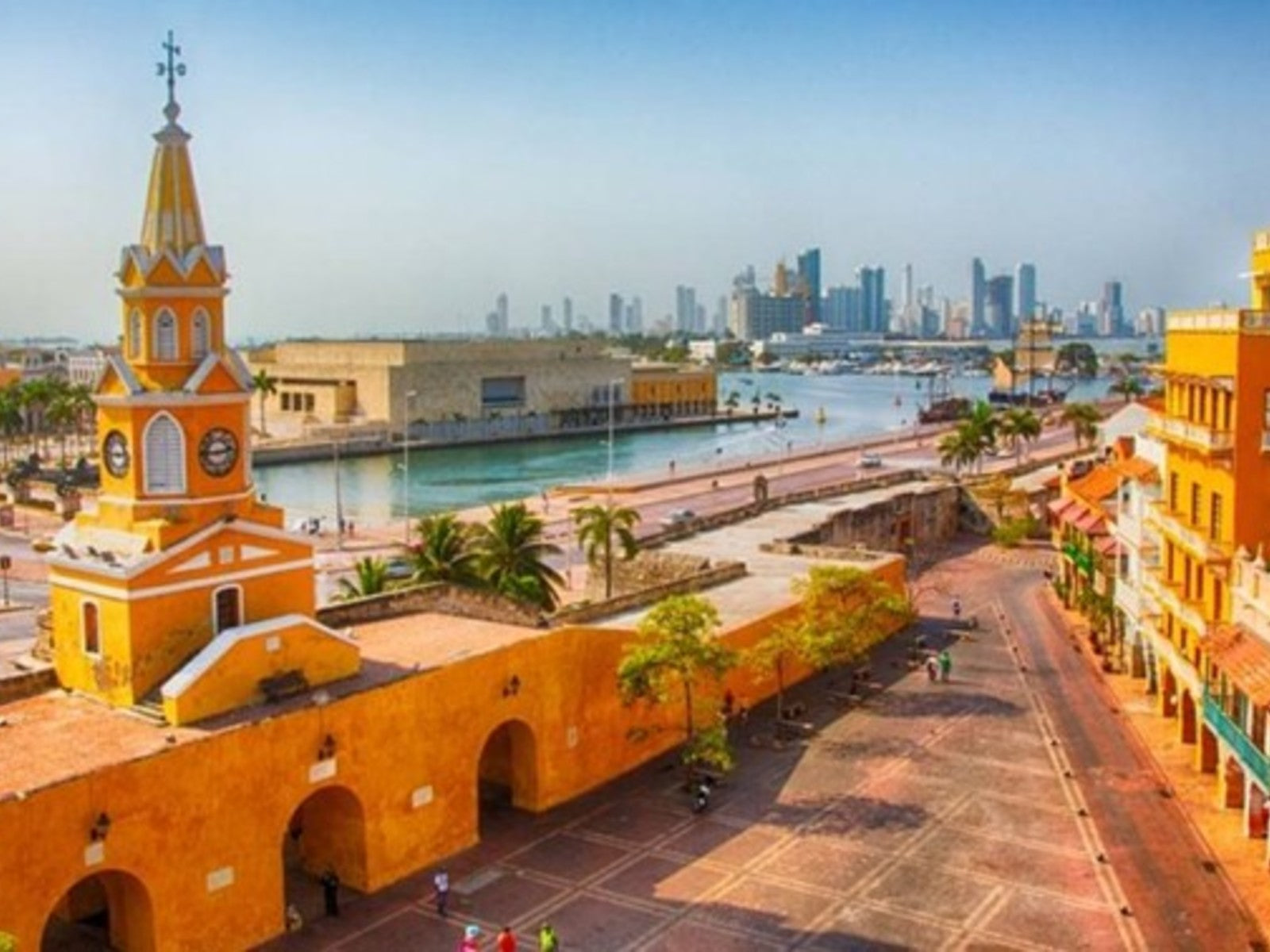Tour Santa Marta a Cartagena: recorrido terrestre con guía, desayuno, almuerzo y paradas turísticas