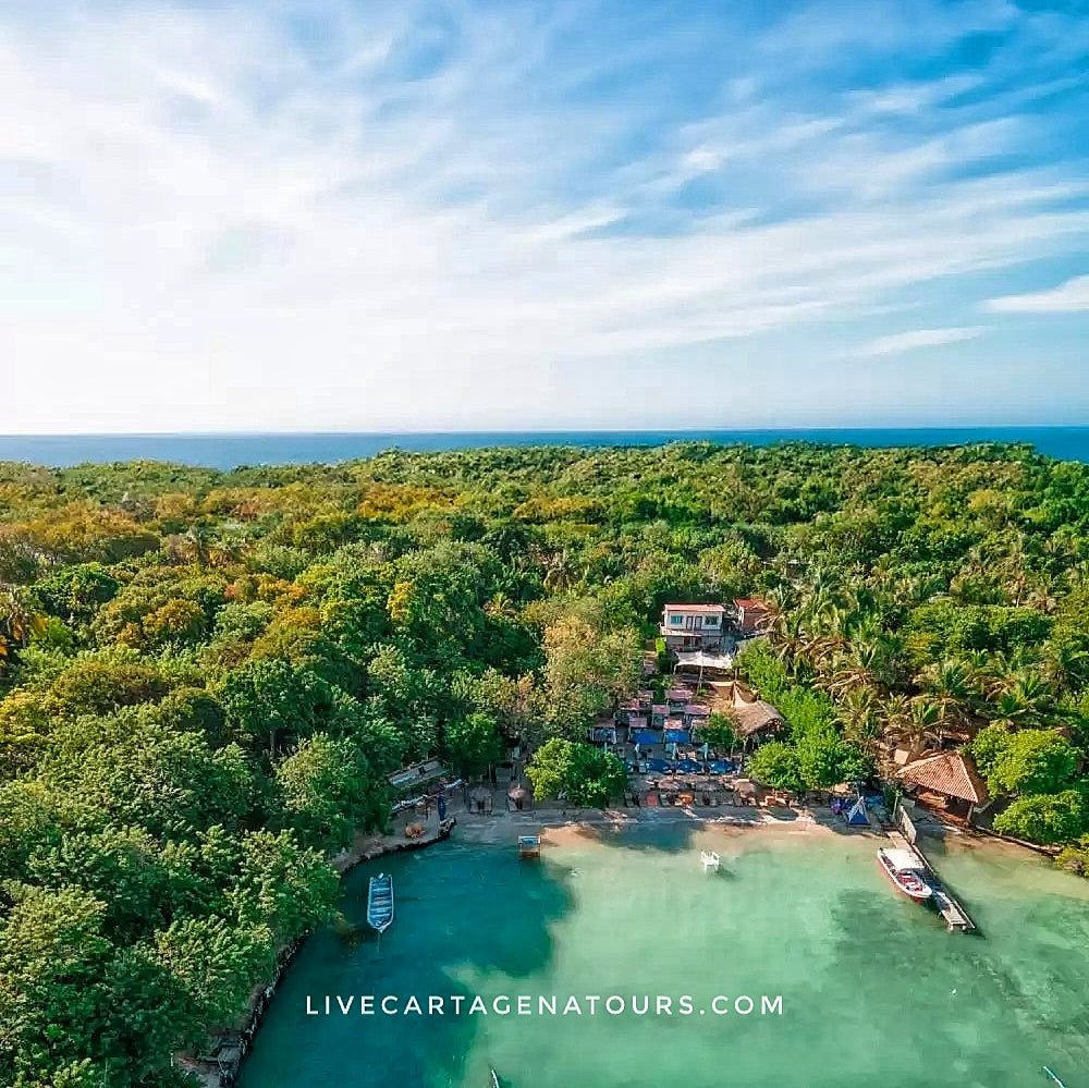 Tour Islas Paraíso Caribe Colombiano |Excursión de Un Día a Bora Bora, Islabela y Pao Pao