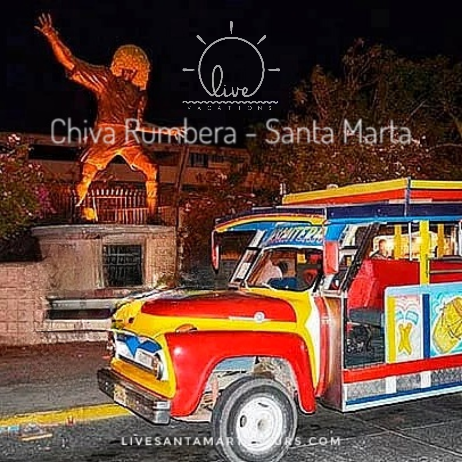 Chiva Rumbera Fiesta Rodante in Santa Marta: Night Tour with Music, Iconic Stops and a Caribbean Atmosphere
