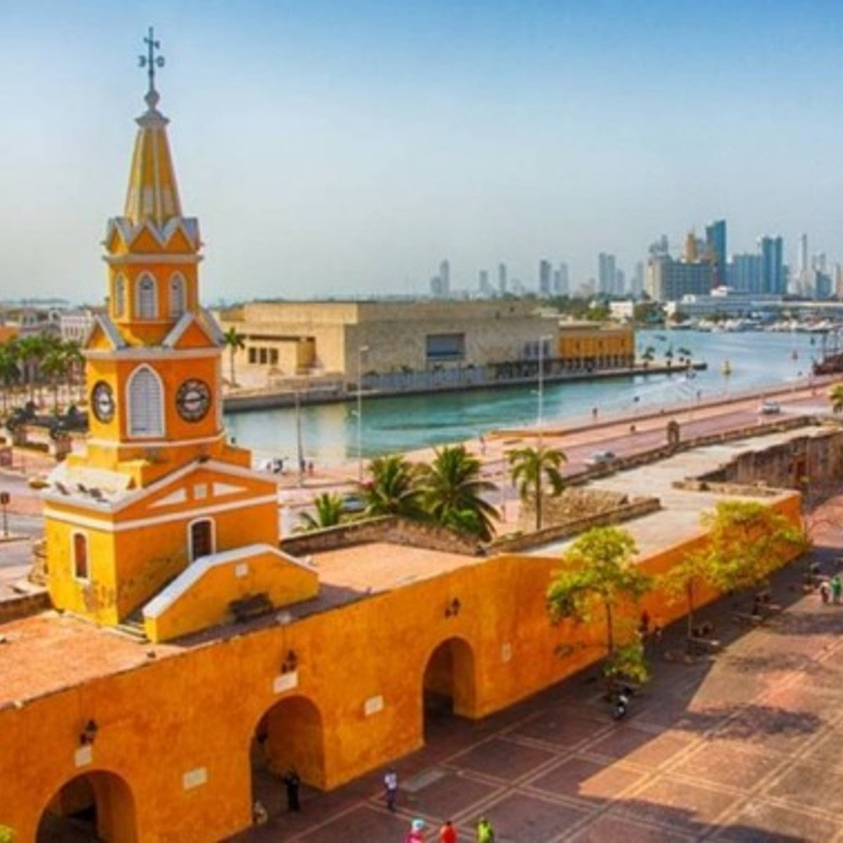 City Tour en Cartagena | Recorrido por la Ciudad Amurallada y Getsemaní con Guía Local