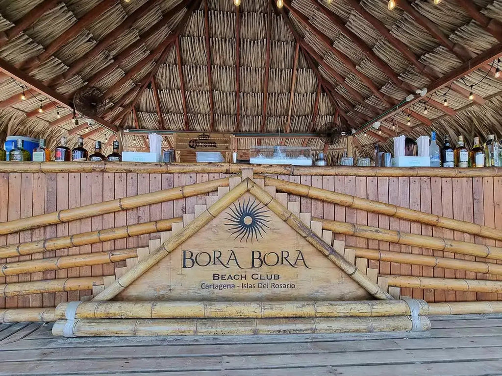 Tour Islas Paraíso Caribe Colombiano |Excursión de Un Día a Bora Bora, Islabela y Pao Pao - Live Vacations Tours