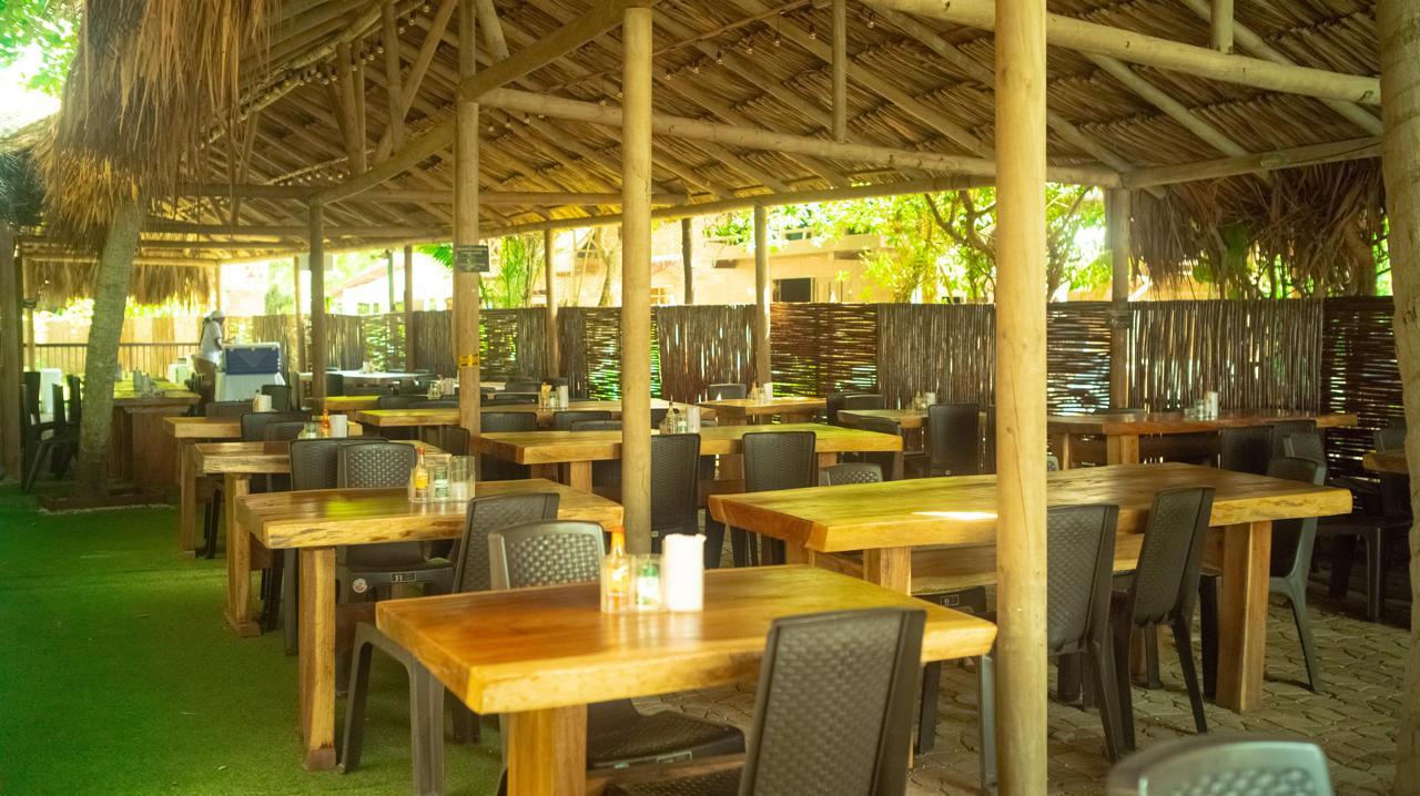 Luxury Area VIP en Islas del Rosario: Día Exclusivo de Lujo y Relax en el Caribe Colombiano - Live Vacations Tours