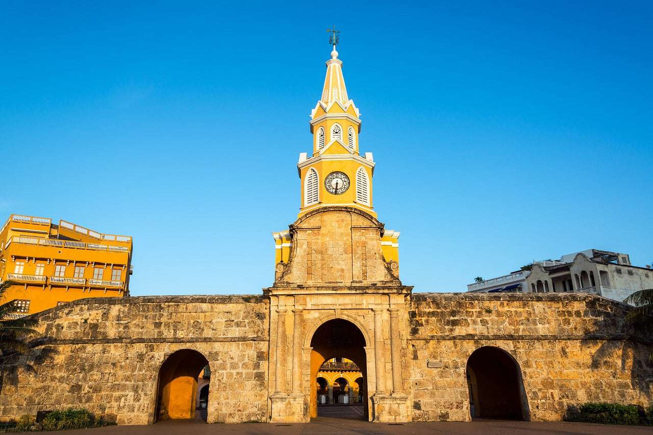 City Tour en Cartagena | Recorrido por la Ciudad Amurallada y Getsemaní con Guía Local - Live Vacations Tours