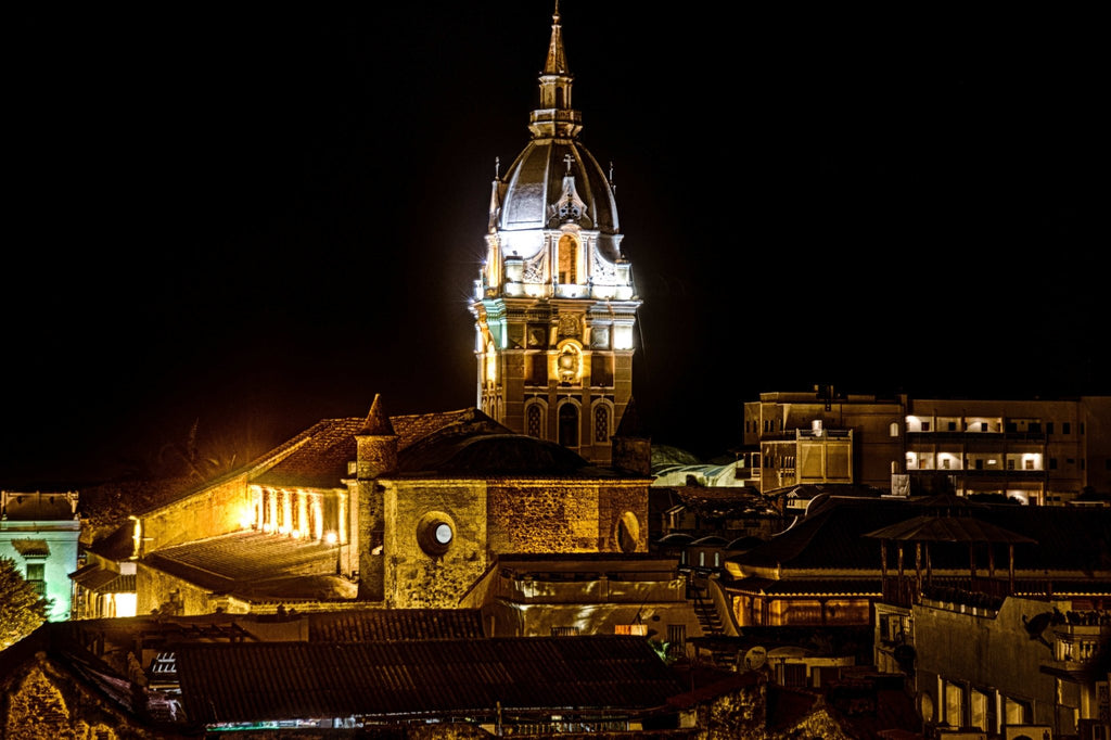 City Tour en Cartagena | Recorrido por la Ciudad Amurallada y Getsemaní con Guía Local - Live Vacations Tours