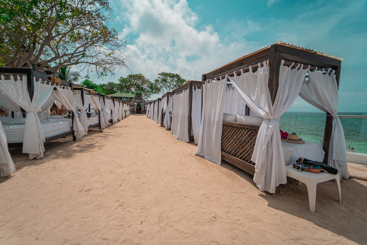 Bora Bora Club - Rosario Island | Party, sun, and fun in the most vibrant paradise in the Colombian Caribbean.