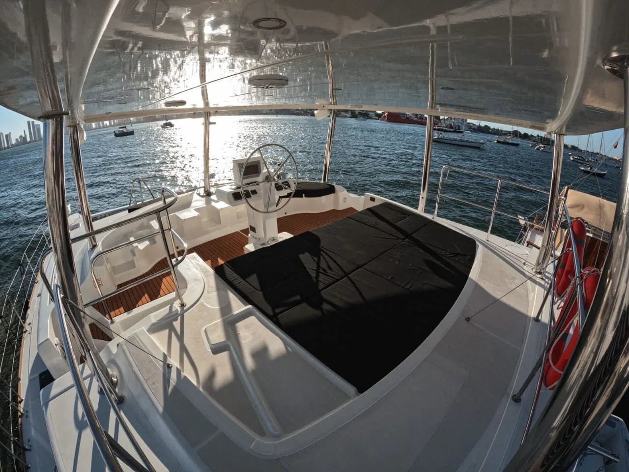 Katamaran 56 ft - Sea Warrios - Live Vacations Tours