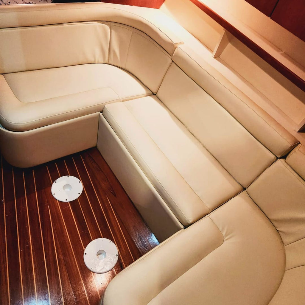 Yate Privado Tiara 31ft para 12 pax - La Lokal