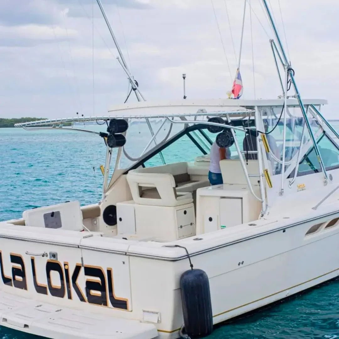 Yate Privado Tiara 31ft para 12 pax - La Lokal - Live Vacations Tours