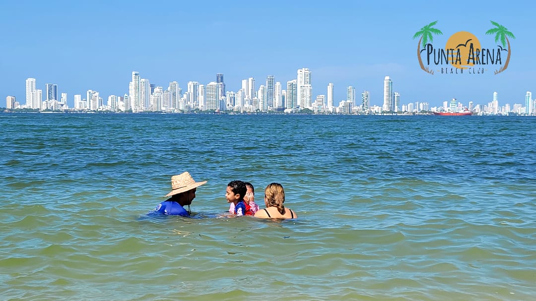 Punta Arena Beach - Isla de Tierra Bomba