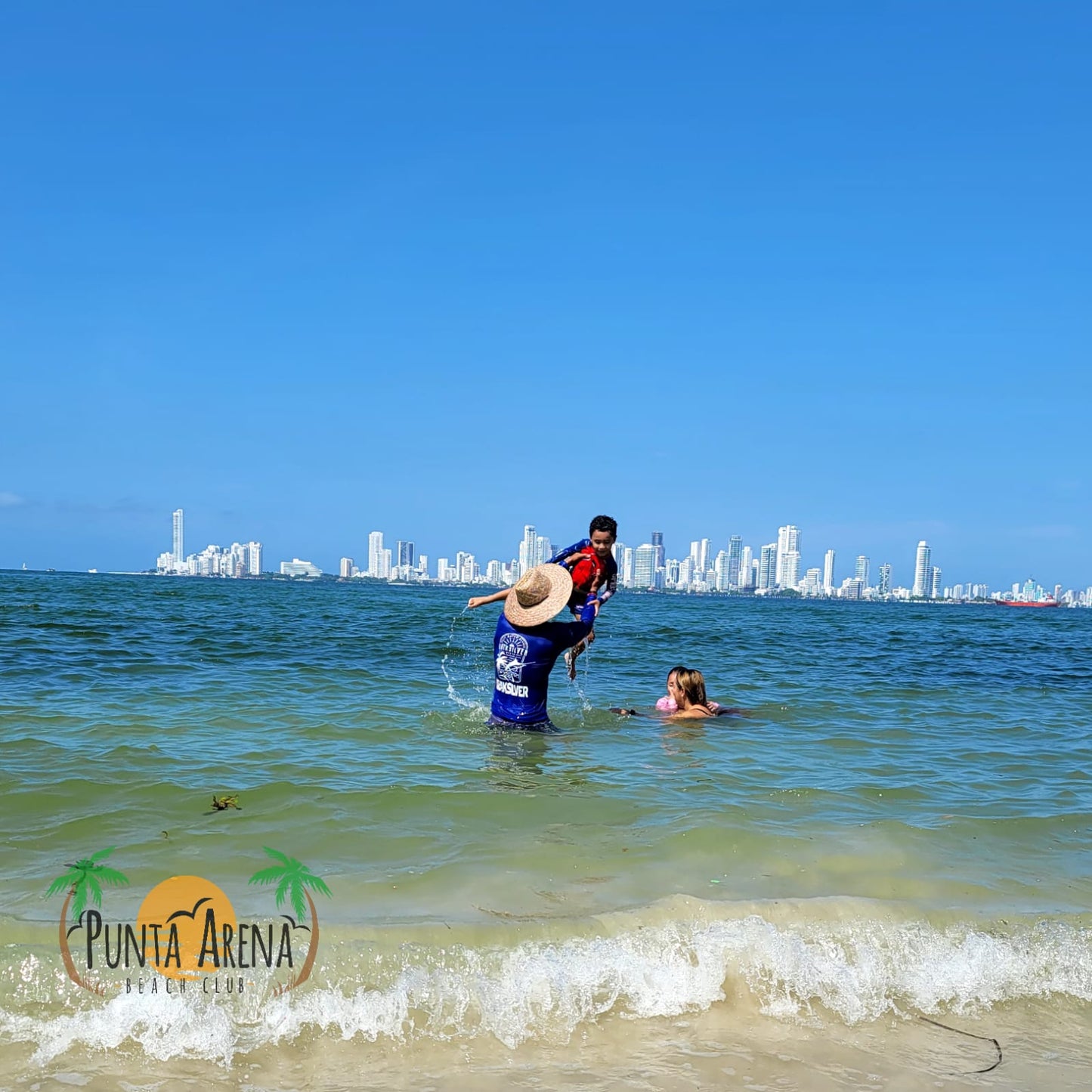 Punta Arena Beach - Isla de Tierra Bomba