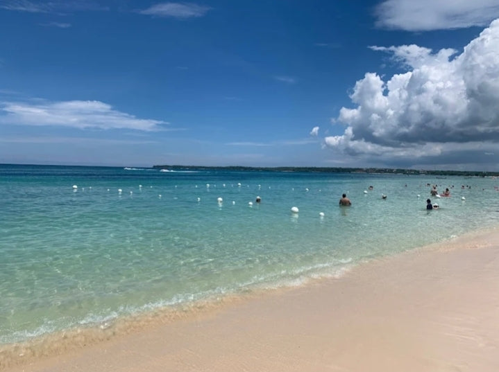 Nena Beach Club - Isla de Baru | Tu escape de lujo frente al mar Caribe