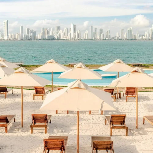 Pasadía ANAHØ VIP: Experiencia Exclusiva de Relax en Islas del Caribe Colombiano - Live Vacations Tours