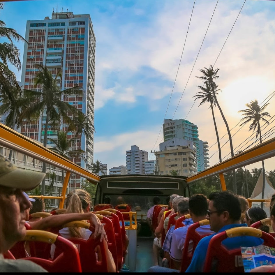 Bus Turístico Sightseeing Hop-On Hop-Off – Cartagena | Recorre la ciudad amurallada con libertad, historia y las mejores vistas panorámicas