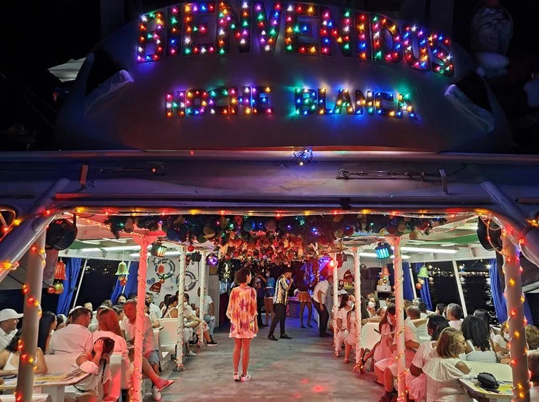 Noche Blanca  -  Bahía de San Andrés | Sabores caribeños, música en vivo y una noche mágica sobre el mar