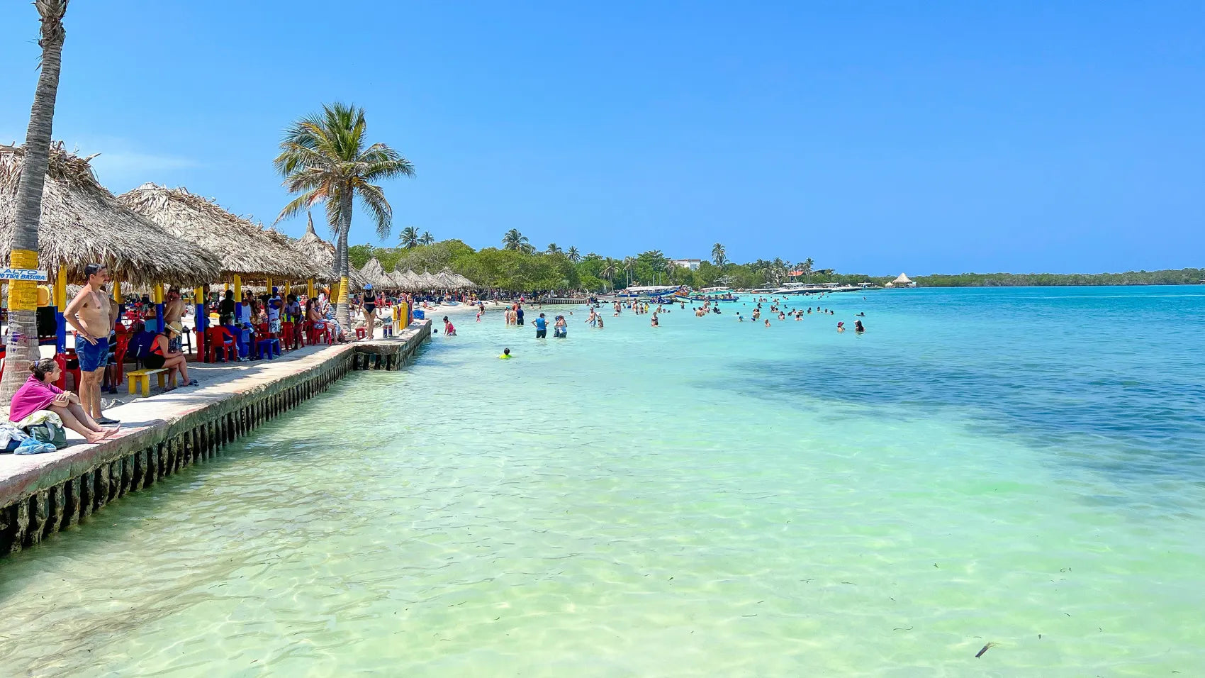 Tour 3 Islas: Múcura, Tintipán y Santa Cruz del Islote | Explora tres joyas del Caribe en un solo día lleno de mar, cultura y naturaleza.