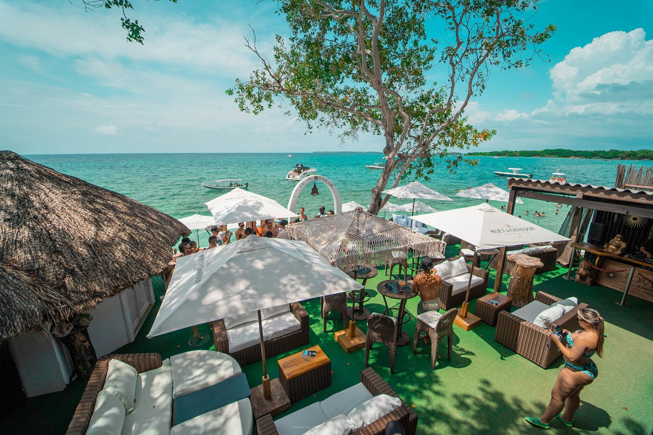 Bora Bora VIP - Rosario Islands | Party, sun, and flavor in the heart of the Colombian Caribbean.