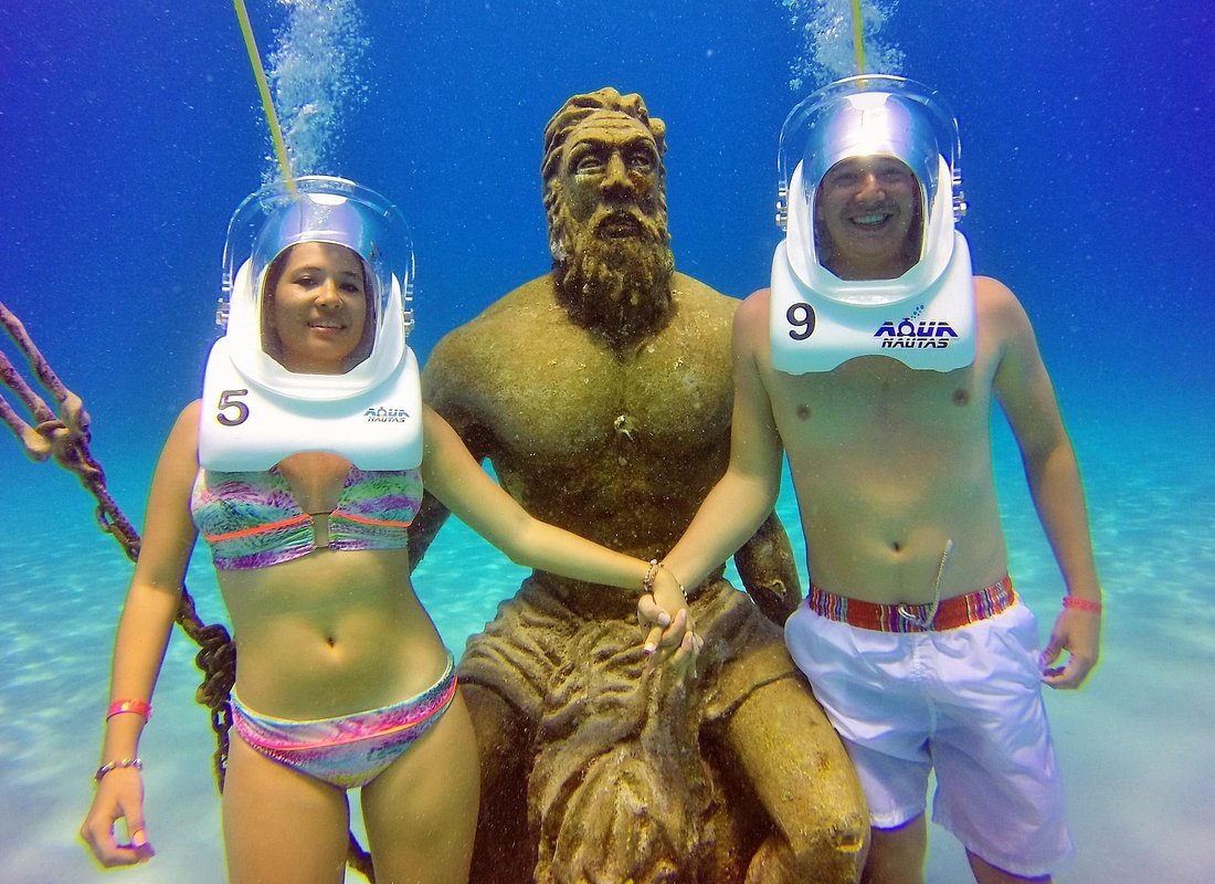 Aquanautas San Andrés | Caminata submarina en el mar de los siete colores - Live Vacations Tours