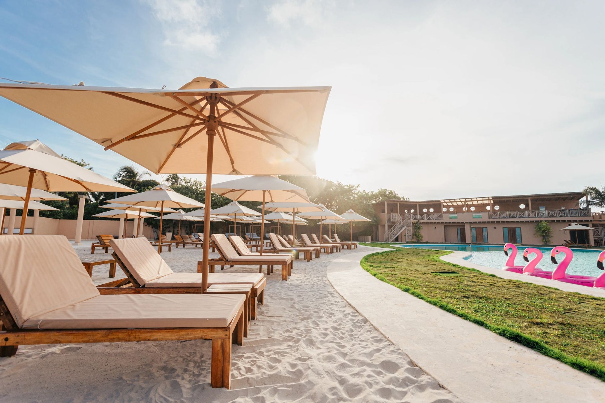 Pasadía ANAHØ VIP: Experiencia Exclusiva de Relax en Islas del Caribe Colombiano