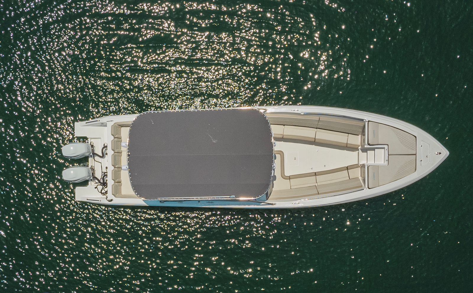 Lancha Deportiva para 30 pax- La Martina