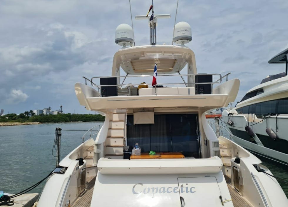 Yate Privado para 18 pax – Copacetic 64’