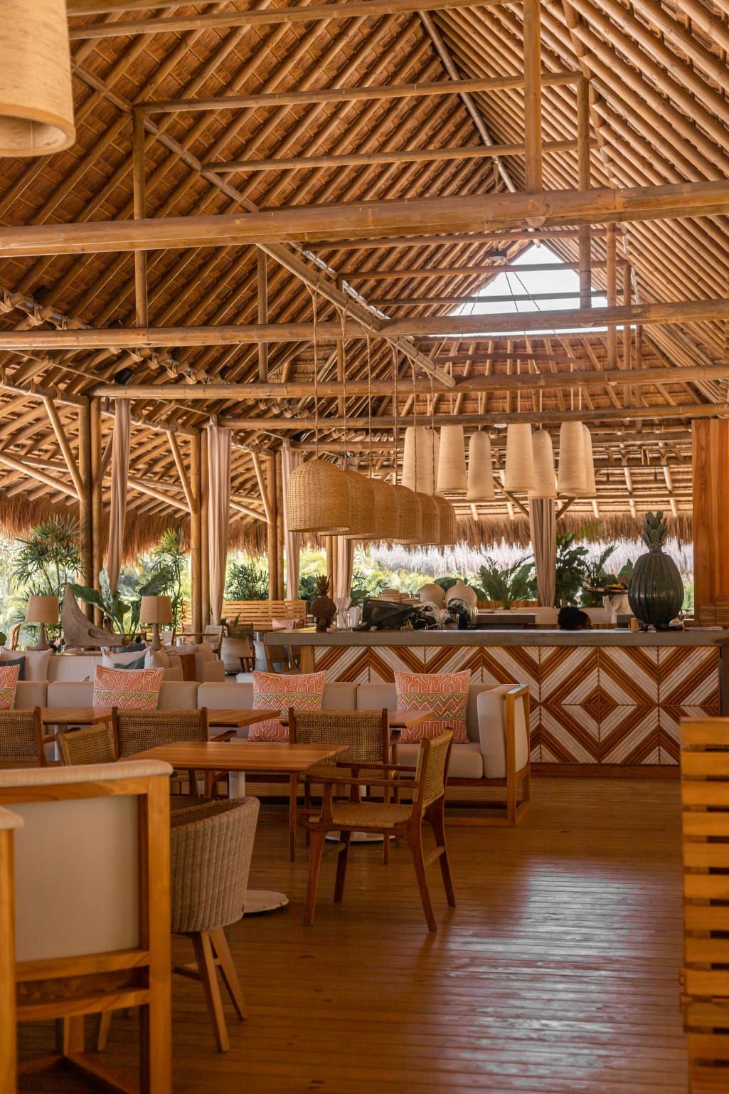 Pasadía en Makani Beach Club Cartagena: traslado, zona exclusiva y cóctel incluido