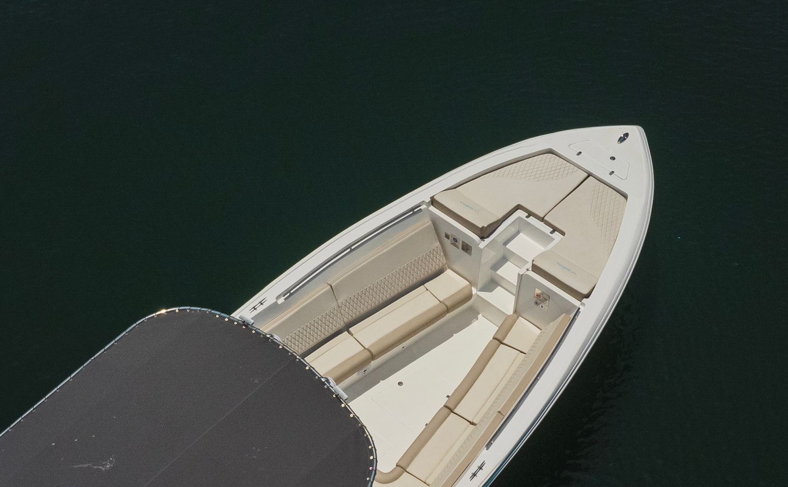 Lancha Deportiva para 30 pax- La Martina