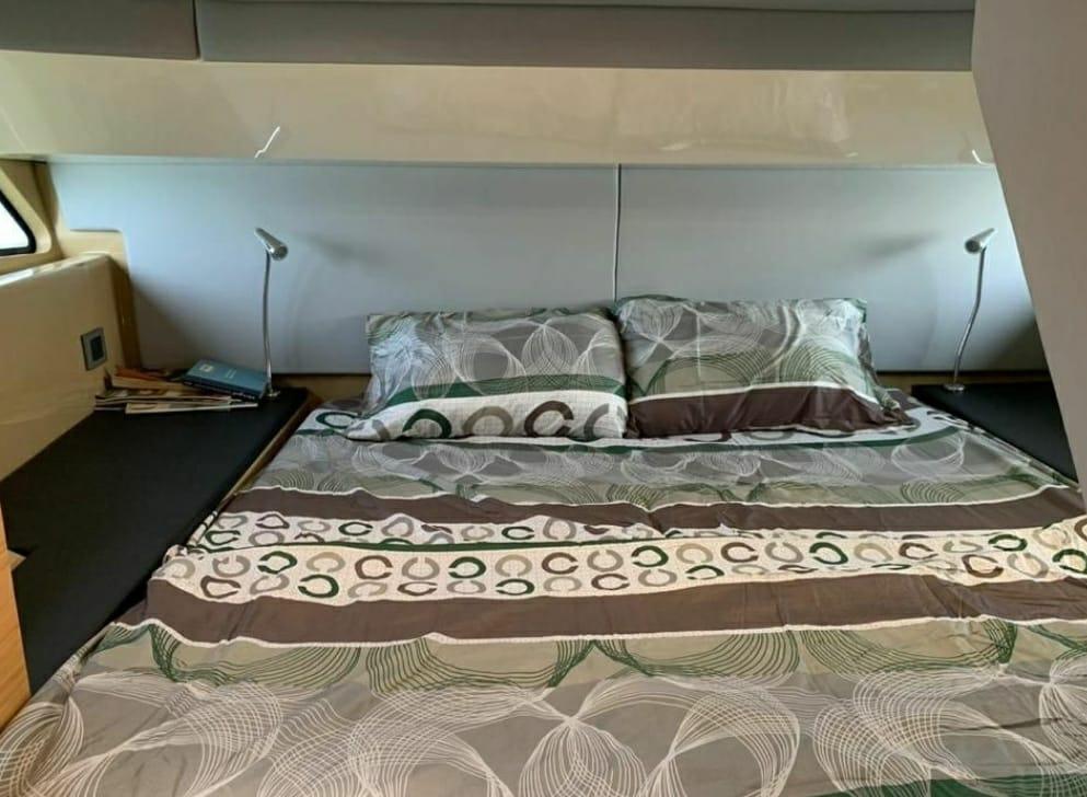 Yate Privado para 10 pax - MARTS - Live Vacations Tours