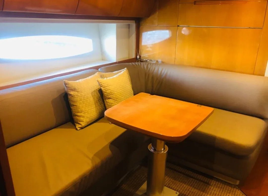 Yate de Lujo para 15 pax - Perching 56 - Live Vacations Tours