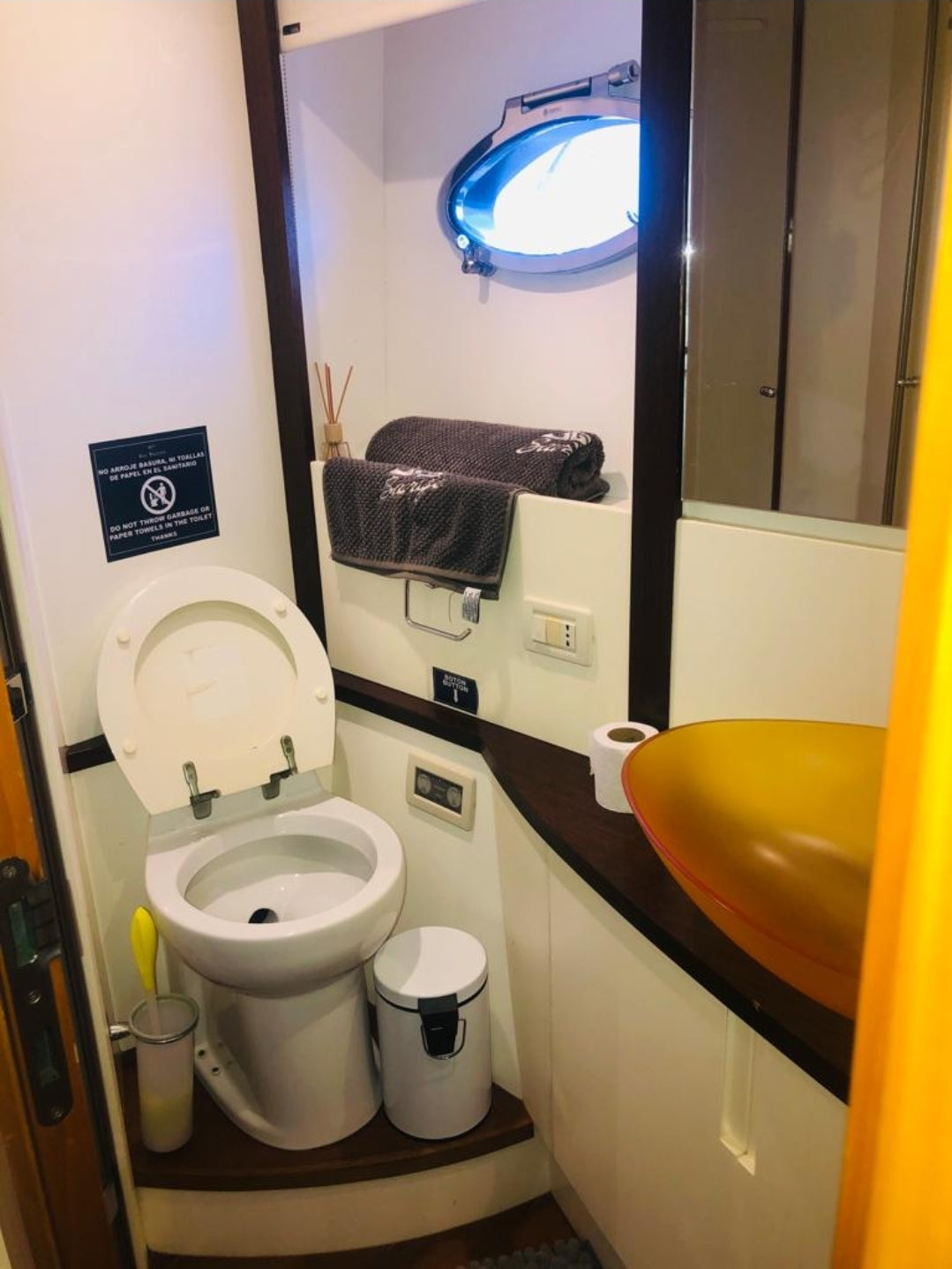 Yate de Lujo para 15 pax- Perching 56