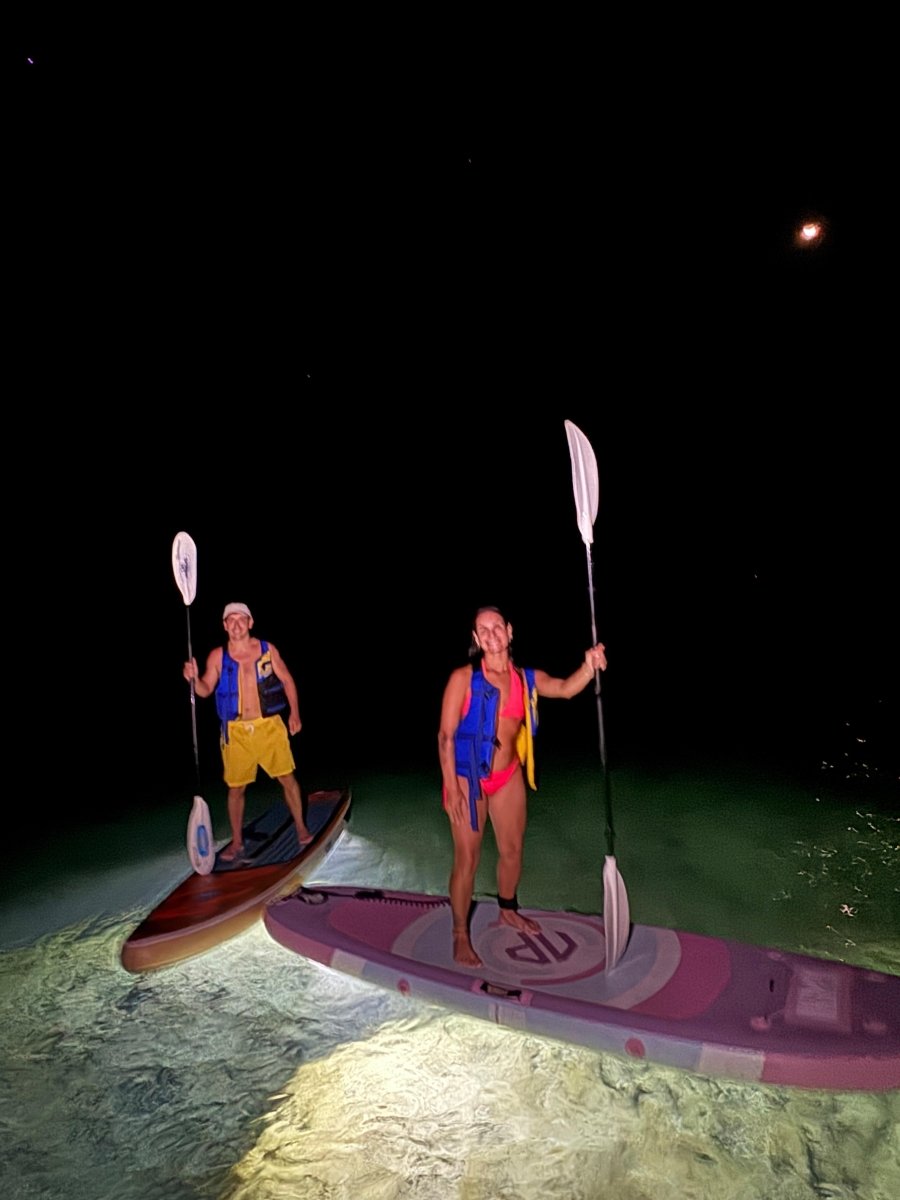 Tour Paddleboard Nocturno en San Andrés - Live Vacations Tours