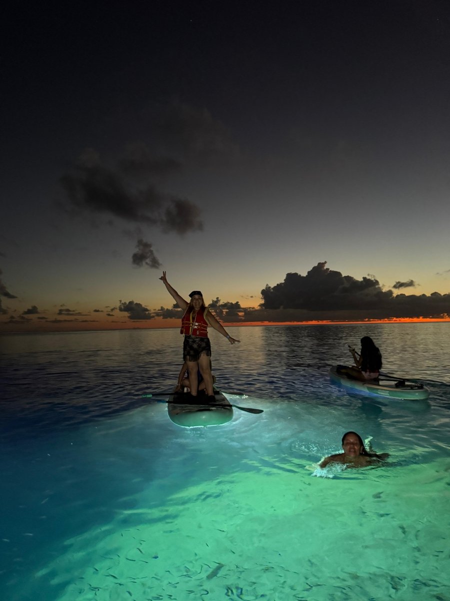 Tour Paddleboard Nocturno en San Andrés - Live Vacations Tours