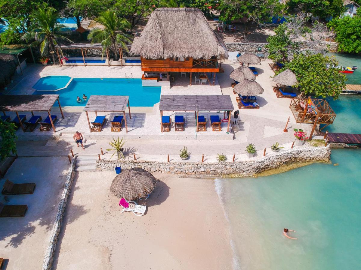 Isla del Sol - Rosario Islands | Nature, relaxation, and Caribbean flavor all in one place