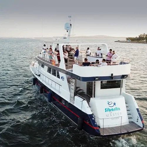 Sibarita Cena Master: Tour Nocturno en la Bahía - Live Vacations Tours