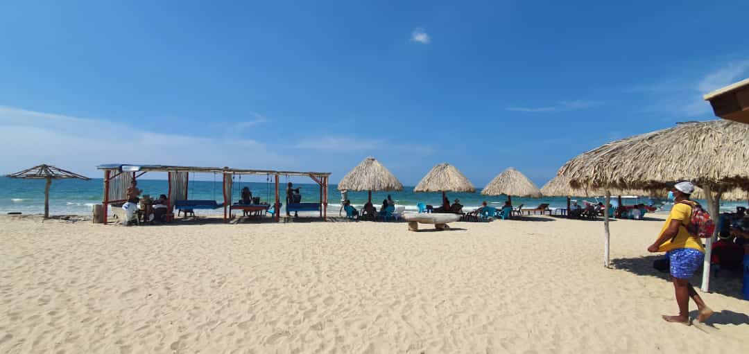 Playa Linda - Tierra Bomba Island | Oceanfront day trip to Tierra Bomba's most exclusive beach