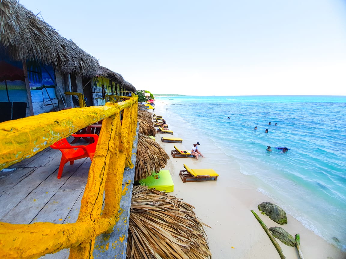 Playa Blanca - Barú Island | Sail between coral islands and relax on one of the most beautiful beaches in the Caribbean.