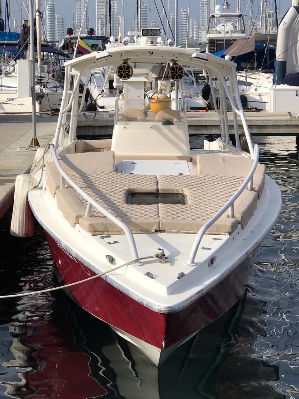 Lancha Deportiva para 16 pax - Crimson 38ft