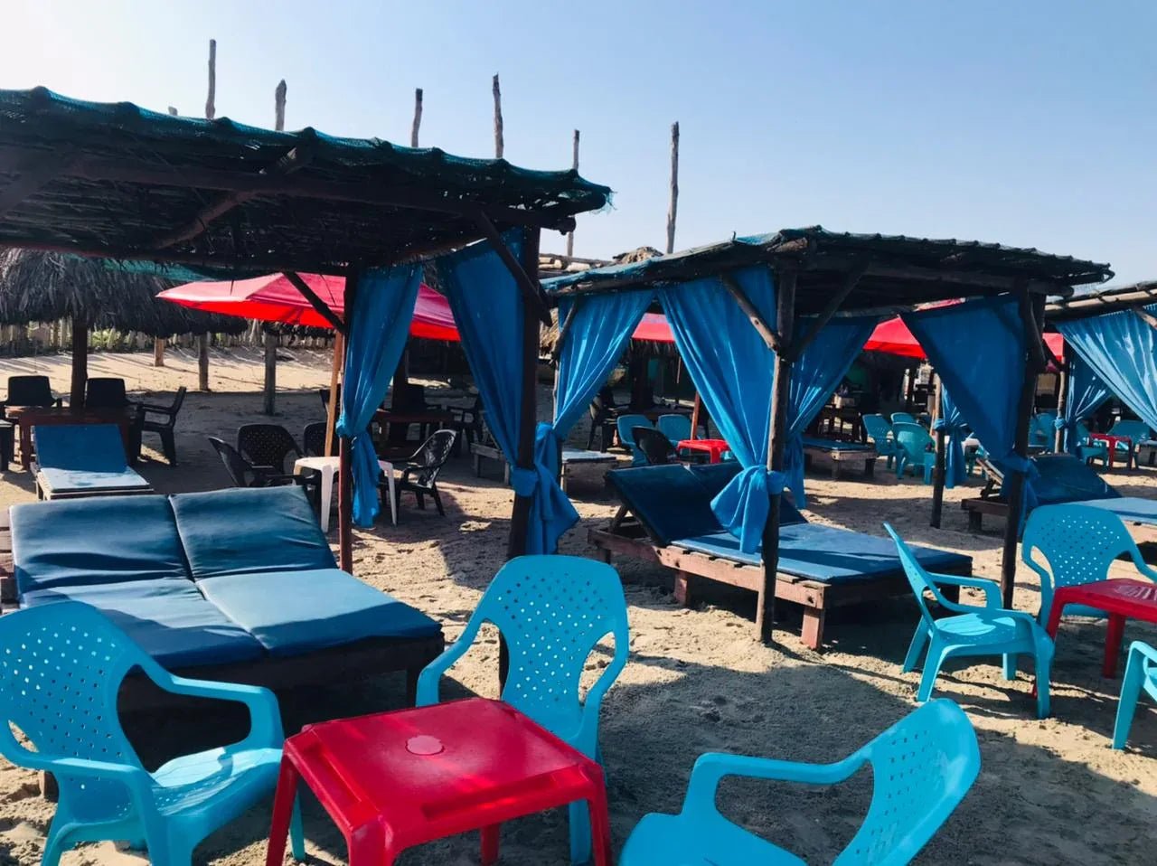 Playa linda - Isla de tierra bomba | Pasadía frente al mar en la playa más exclusiva de Tierra Bomba - Live Vacations Tours