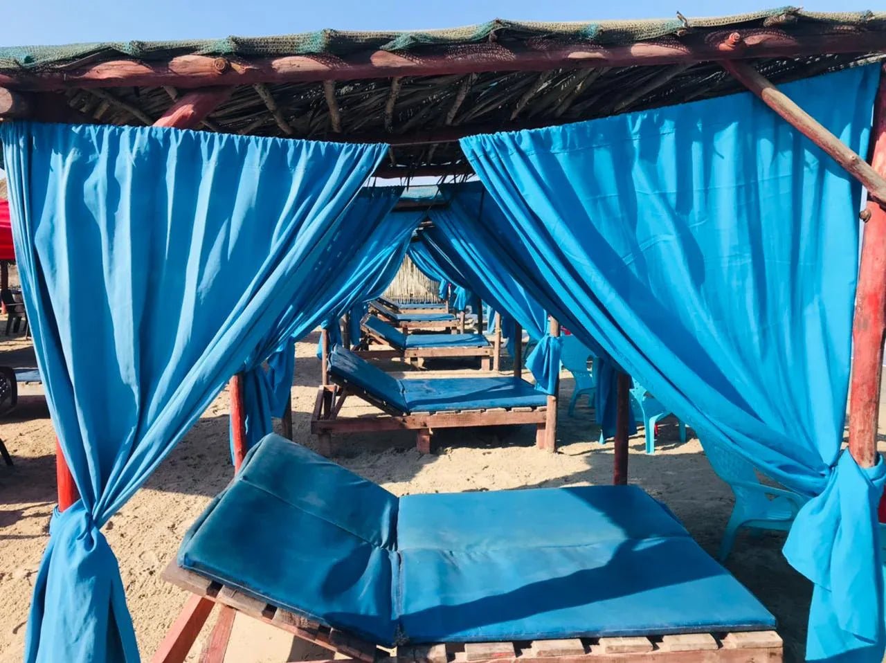 Playa linda - Isla de tierra bomba | Pasadía frente al mar en la playa más exclusiva de Tierra Bomba - Live Vacations Tours