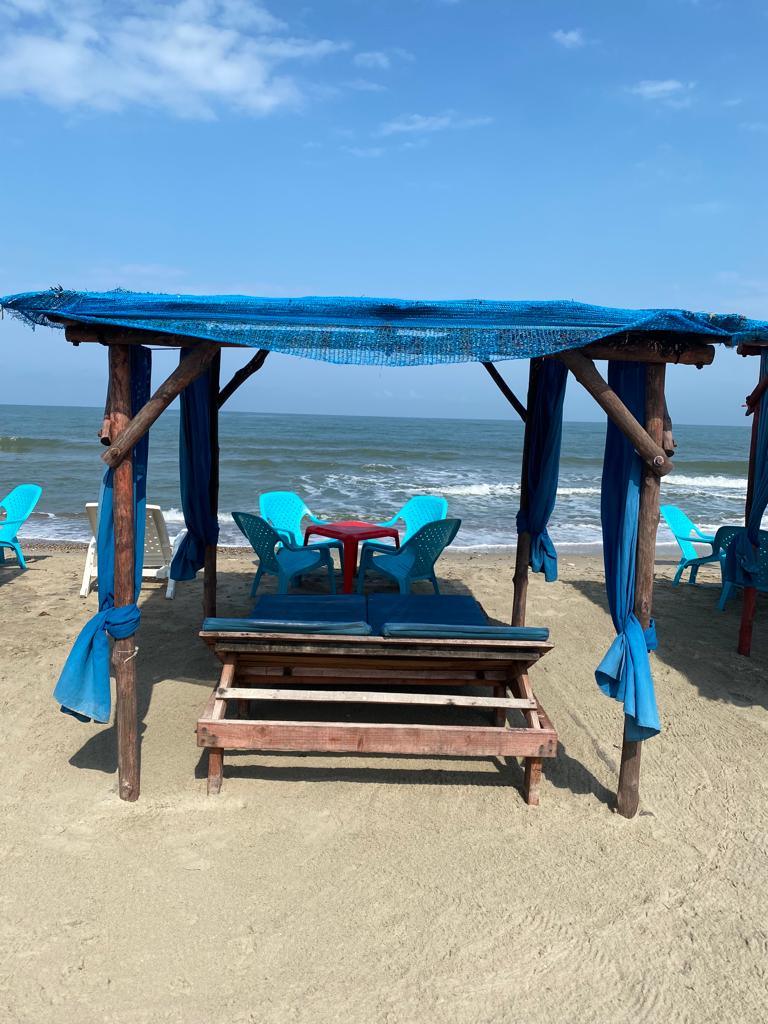 Playa linda - Isla de tierra bomba | Pasadía frente al mar en la playa más exclusiva de Tierra Bomba - Live Vacations Tours