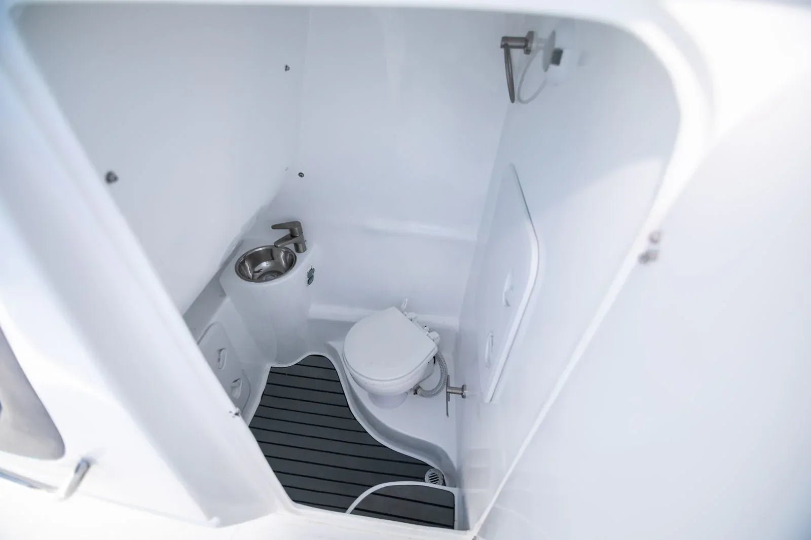 Lancha deportiva 29ft para 10 pax - Bajale dos - Live Vacations Tours