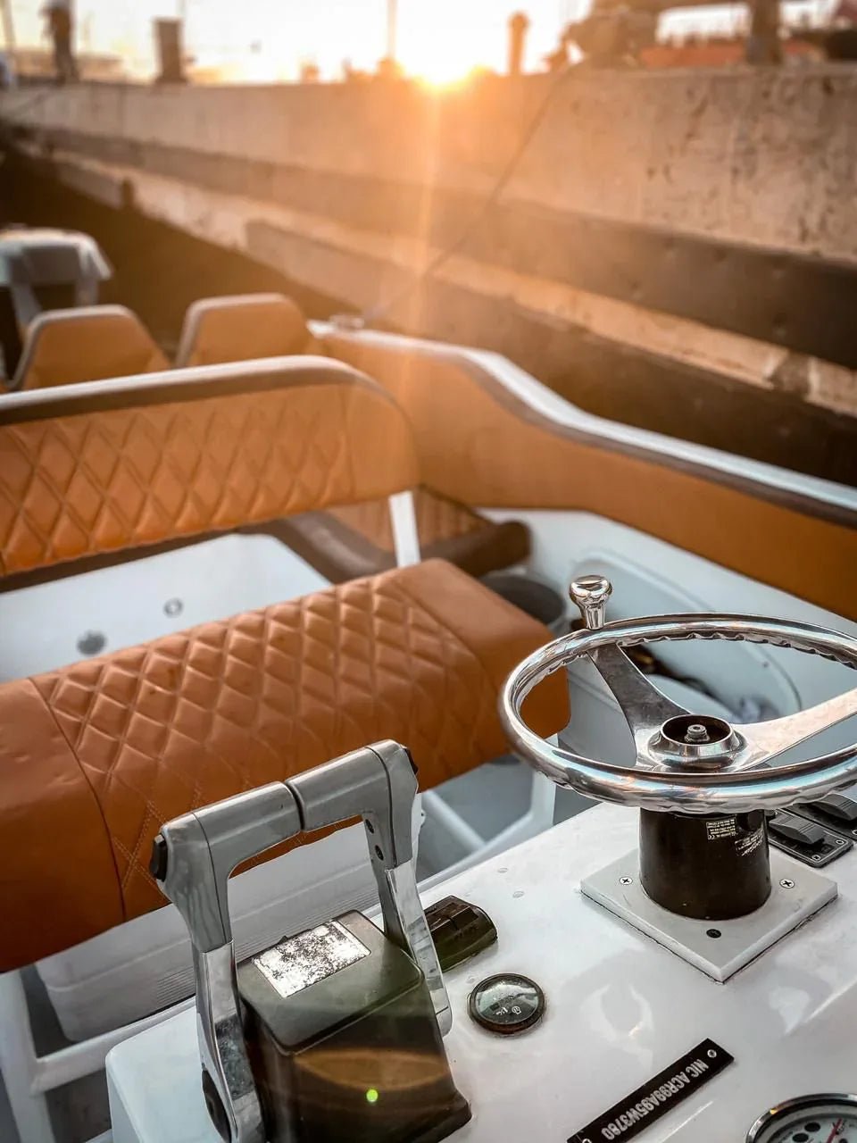 Lancha Privada – Makaira | Navega con libertad, estilo y confort por el Caribe colombiano - Live Vacations Tours