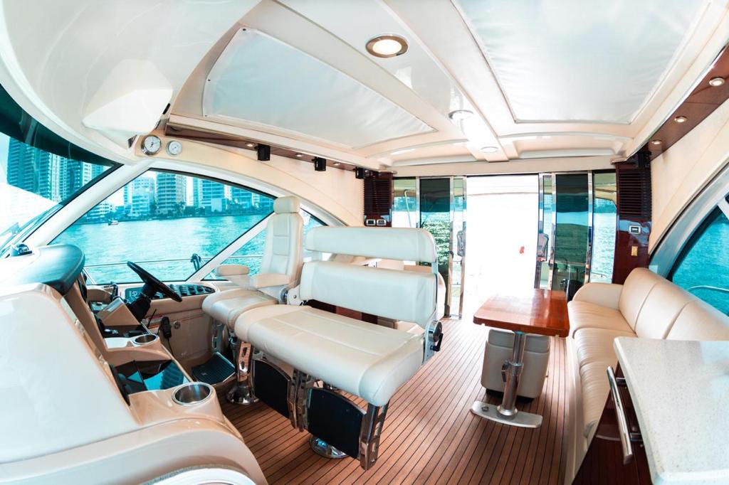 Yate Privado en Cartagena |  Tu día perfecto en el paraíso comienza a bordo