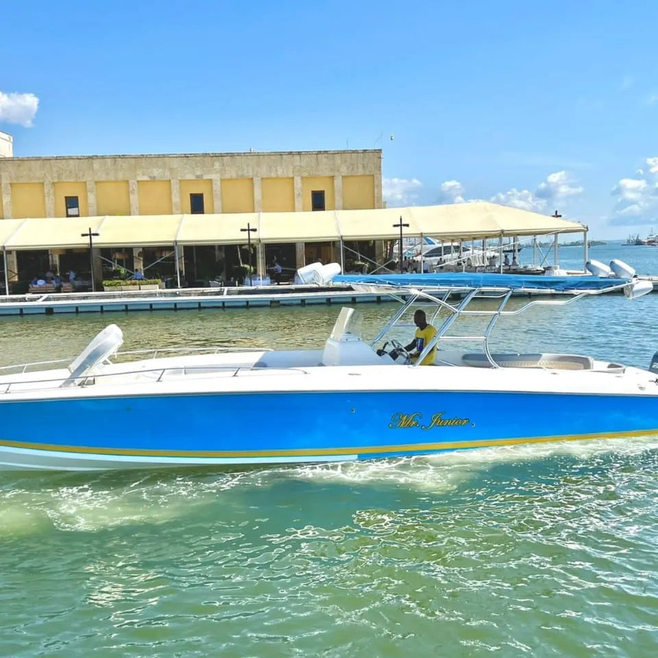 Lancha deportiva para 16 pax - 38 FT Mr Junior