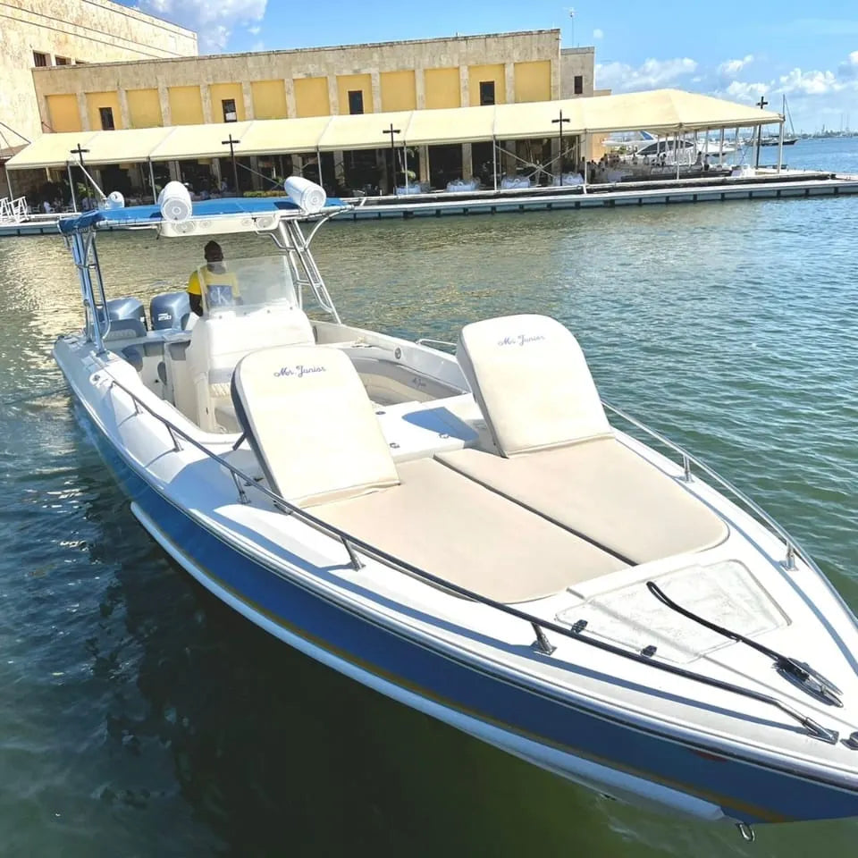 Lancha deportiva para 16 pax - 38 FT Mr Junior